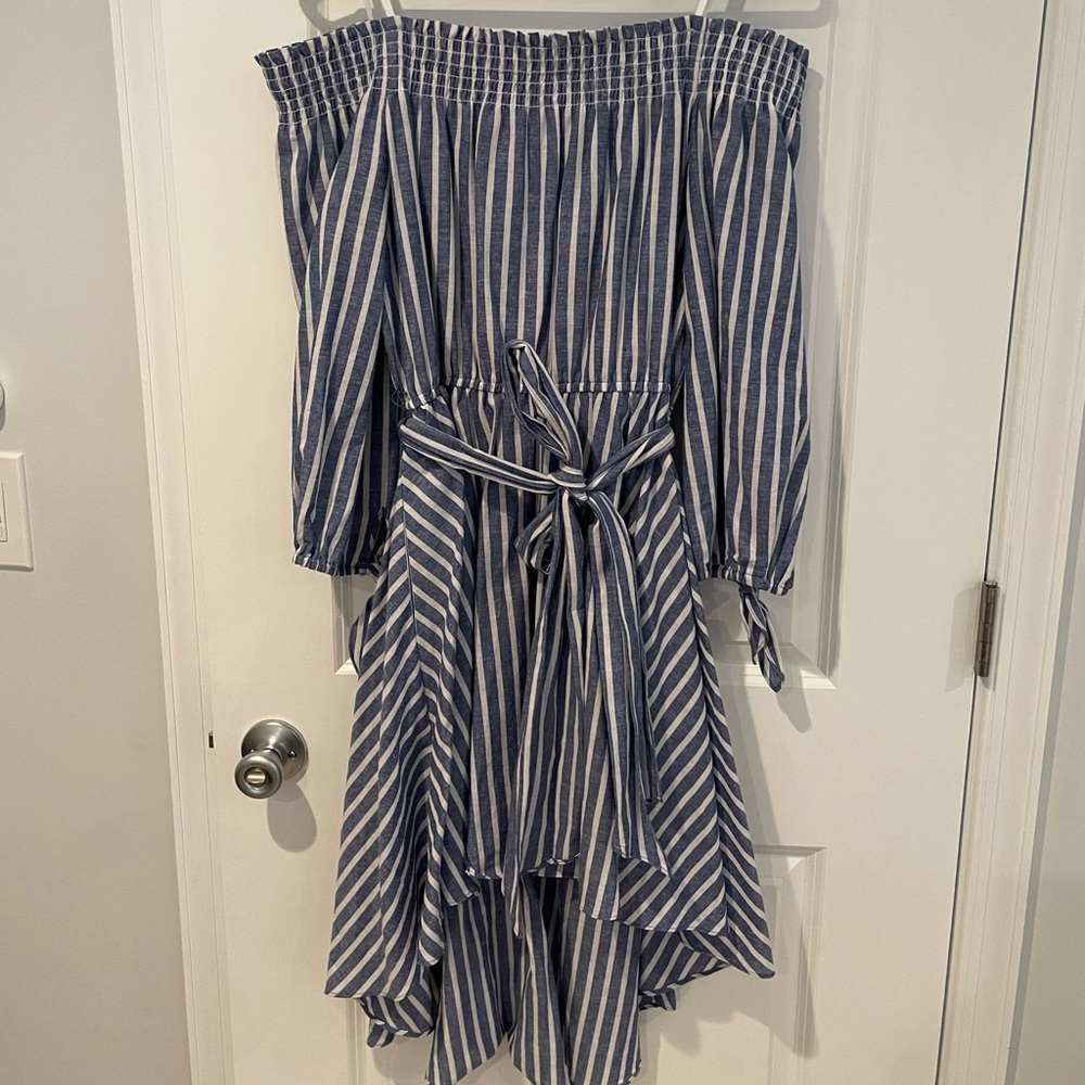 Eliza J sz 10 off the shoulder waist tie dress